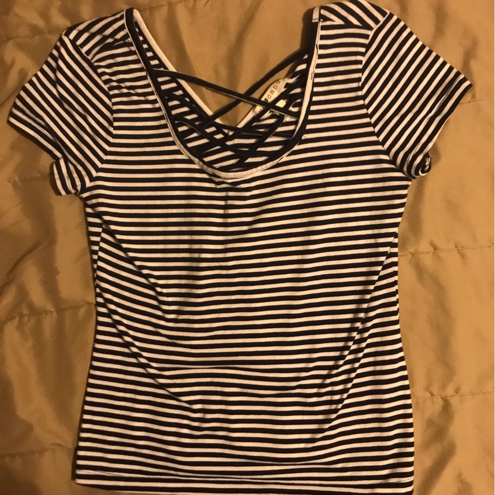 Eye candy scoop neck striped top. Size L Large